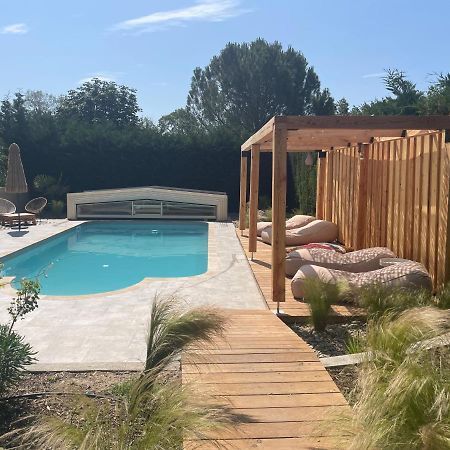 Sous Les Etoiles En Provence, Gite Les Bambous 吕尔 外观 照片