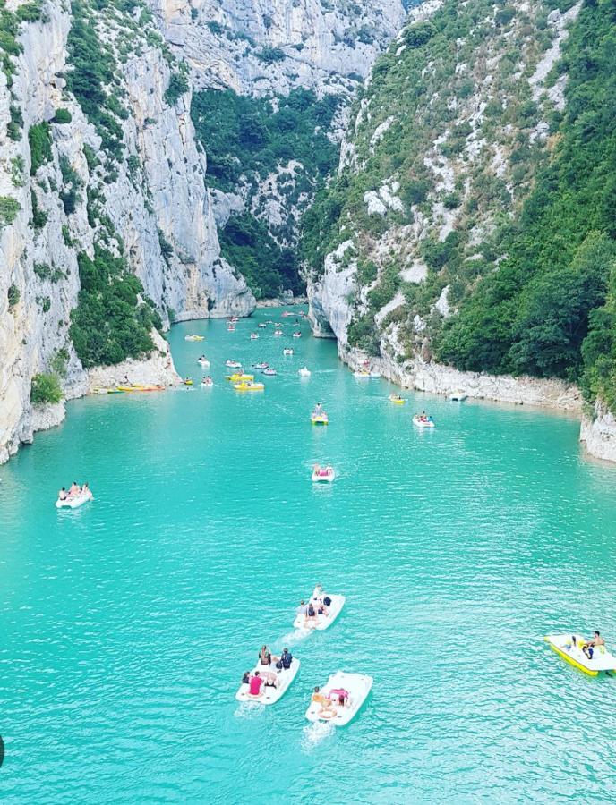 Sous Les Etoiles En Provence, Gite Les Bambous 吕尔 外观 照片