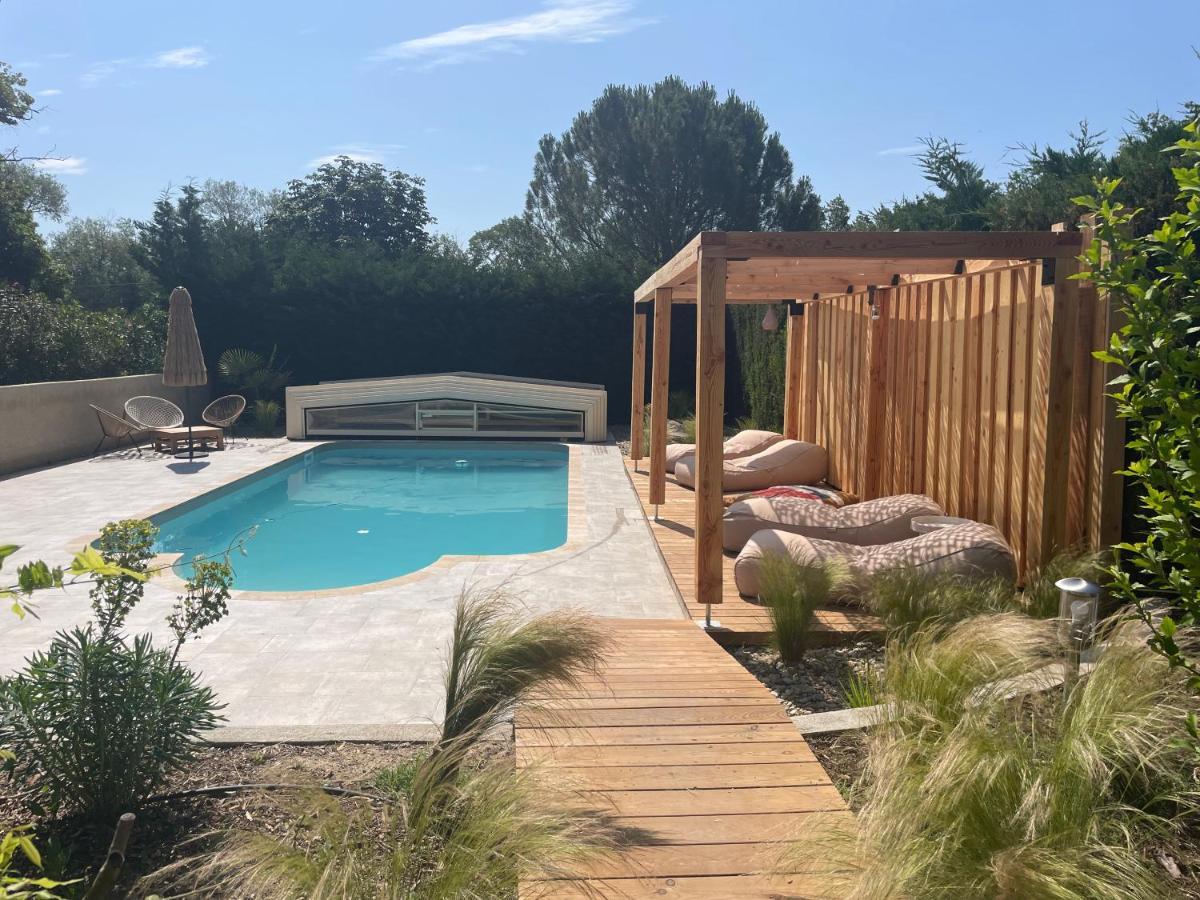 Sous Les Etoiles En Provence, Gite Les Bambous 吕尔 外观 照片