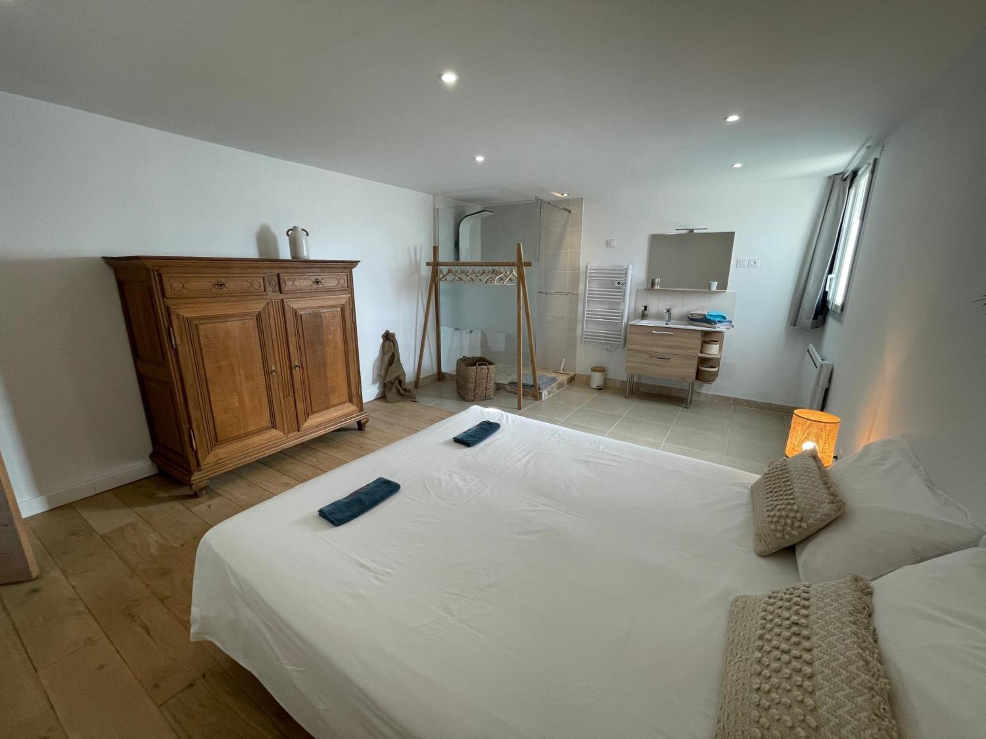 Sous Les Etoiles En Provence, Gite Les Bambous 吕尔 外观 照片